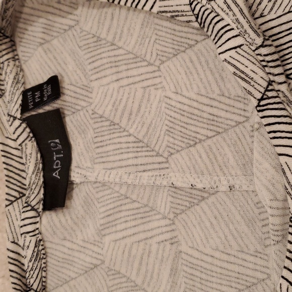 Geometric dolman-sleeve tee (PM) by Apt.9 - Picture 3 of 3